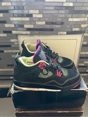Nike Air Jordan 4 Retro GS Fuschia, Black, Lime - 7Y